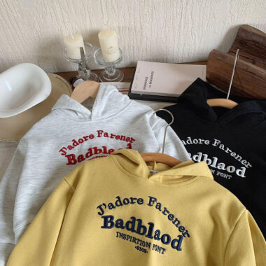 Factory Direct Embroidered Casual Kids Hoodies for Wholesale